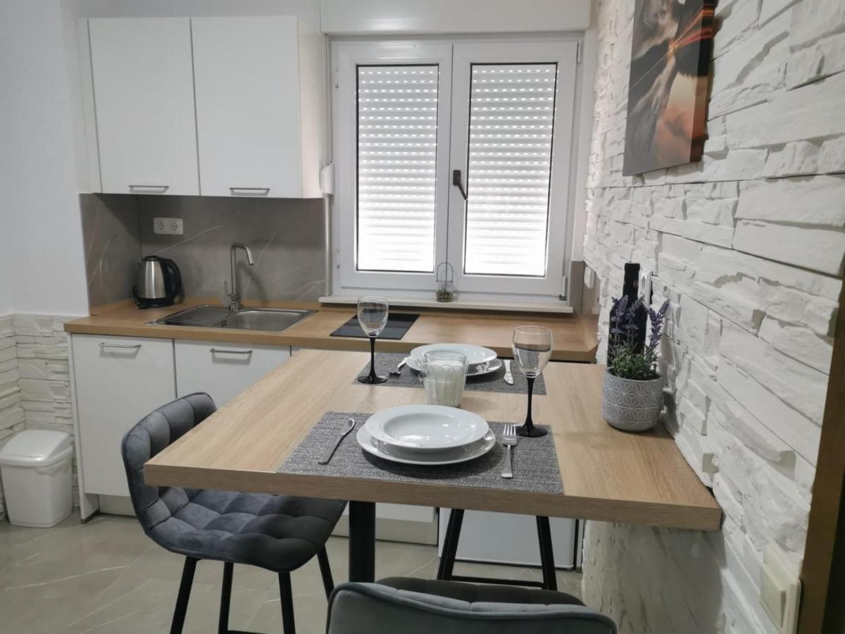 Apartments Marina تروغير المظهر الخارجي الصورة