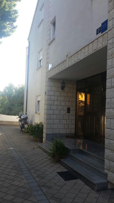 Apartments Marina تروغير المظهر الخارجي الصورة